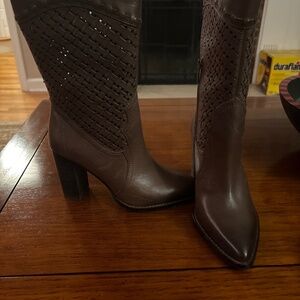 Brand new Vince camuto boots